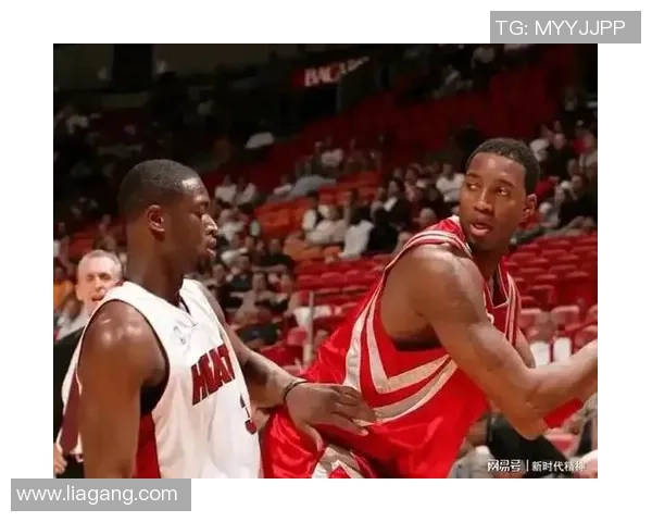 足球与篮球巨星争锋赛场上的传奇对决与荣耀时刻